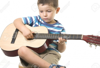 Gia sư dạy kèm Guitar cho trẻ cấp Tiểu học